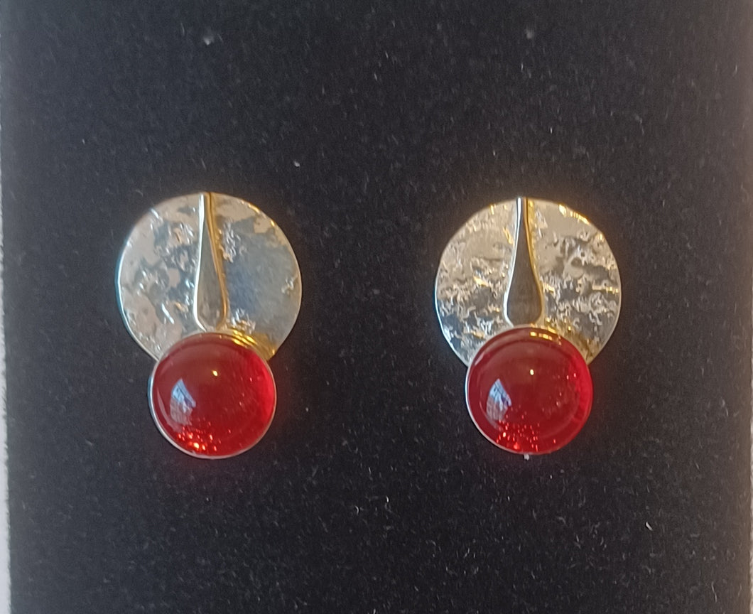 Mickie 8 Earring in Red
